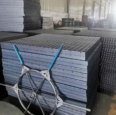 شبكات قضبان فولاذية، أغطية خنادق، أغطية تصريف، أغطية تصريف، شبكة أرضية لتصريف المياه، شبكة فولاذية لتصريف المياه