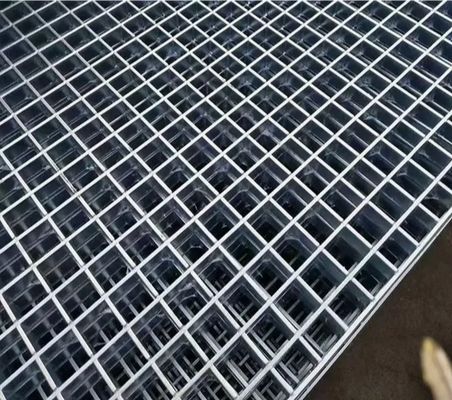 حرارة DIP الممر المسالك المزق الشبكية المعدنية الممرات الفولاذ المقاوم للصدأ بار لحام منصة الصلب الشبكية