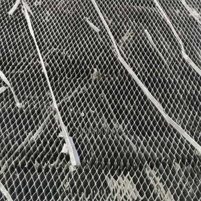 شبكة من الفولاذ المقاوم للصدأ المجلفن بالغمر الساخن والمسننة للممرات والمنصات الصناعية