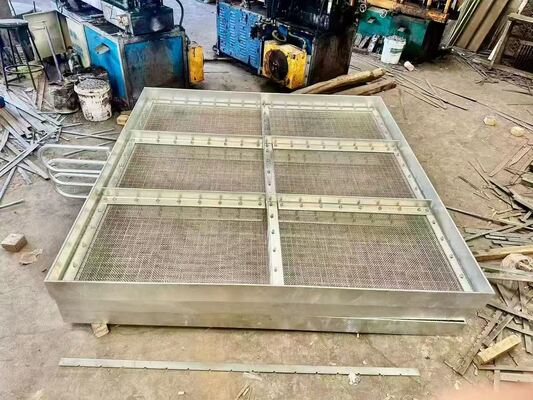 Custom Cut Hot Dip Galvanized Special Shape Steel Grating for Industrial Walkways and Platforms